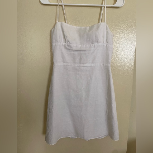 Sunday Best Quaint Linen Dress - Picture 2 of 4